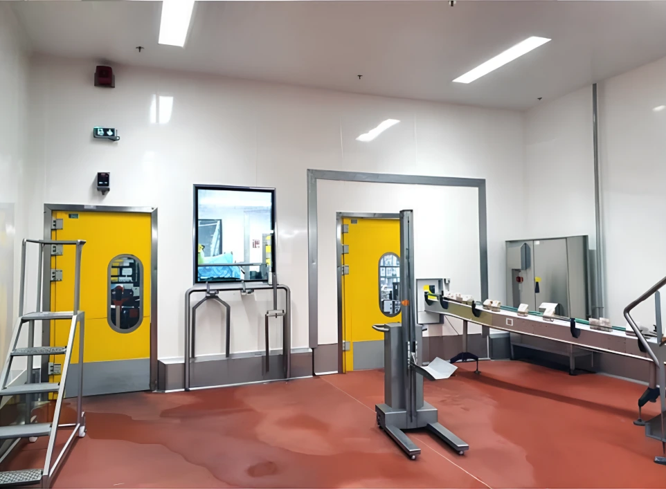 La plaque HYGIPANEL répond aux normes exigées en milieu agro-alimentaire tels que HACCP, AFSSA, DSV, ISO 22000 et ISO 14644. 