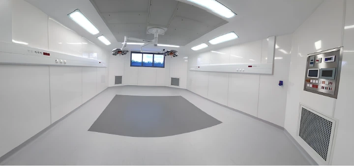 La plaque HYGIPANEL répond aux normes exigées en milieu agro-alimentaire tels que HACCP, AFSSA, DSV, ISO 22000 et ISO 14644. 